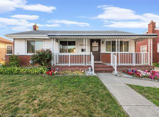 28211 Fountain St, Roseville, MI 48066