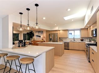 5705 Graves Ave, Encino, CA 91316