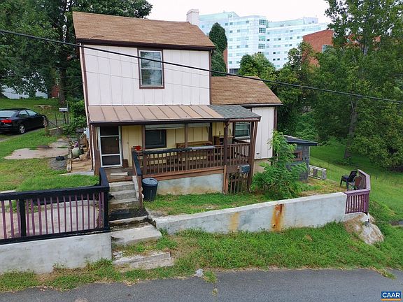 2nd image of 204 Spring St