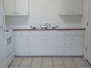 503 E Reserve St #2B-1BA-825SQFT, Vancouver, WA 98661
