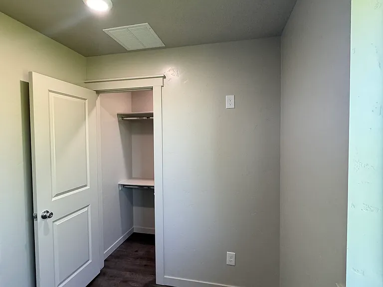 413 S Utah Ave S #4 — Photo 6