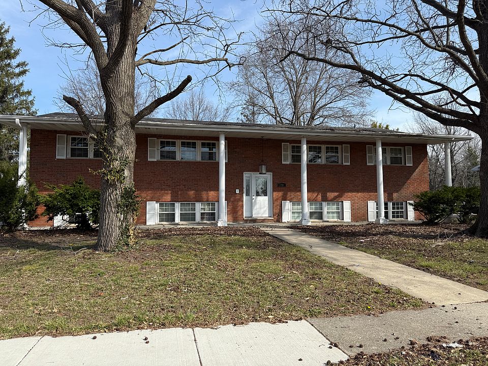 1st image of 2119 Lexington Dr