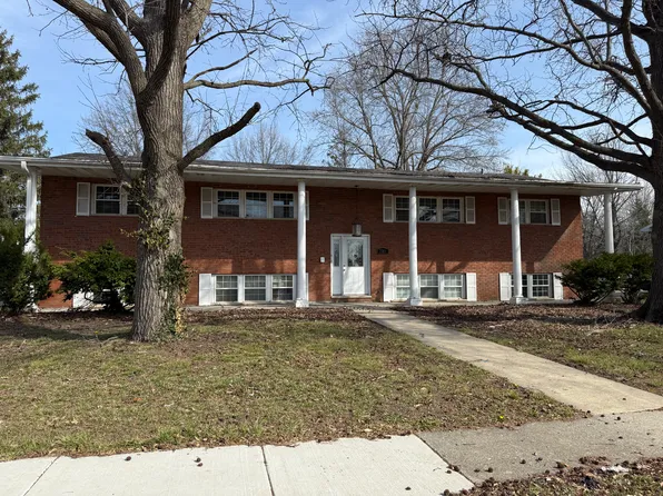 2119 Lexington Dr, Springfield, IL 62704