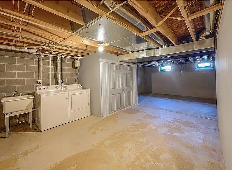 33442 Halle Ct — Photo 16