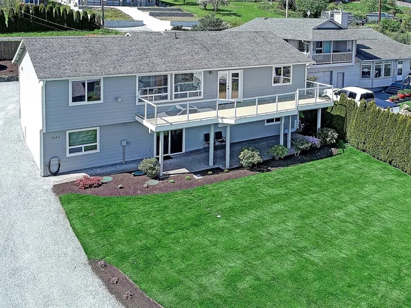 1440 Country Club Drive, Camano Island, WA 98282