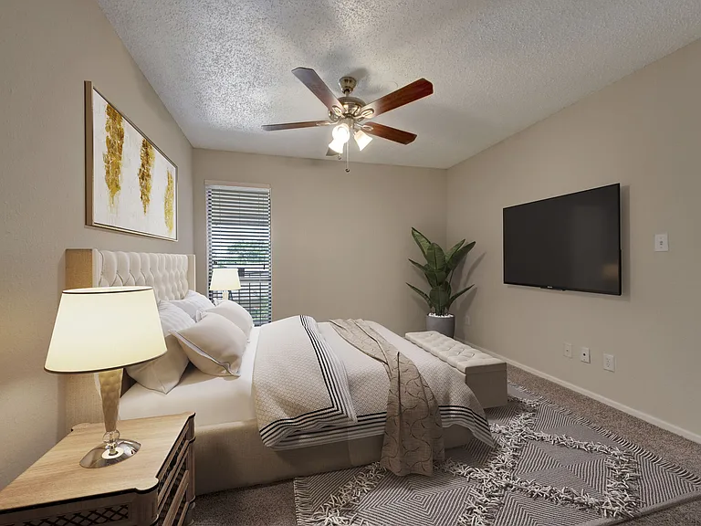 Valley Creek Apartments — Photo 13