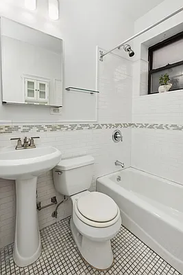 Rented by Corcoran | media 24