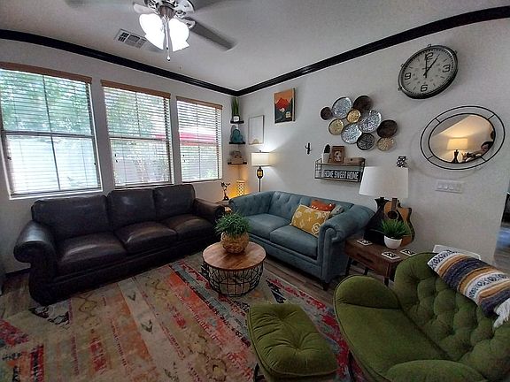 4th image of 423 E Calle Amura