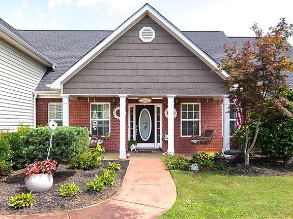 2nd image of 148 Nettie Ln