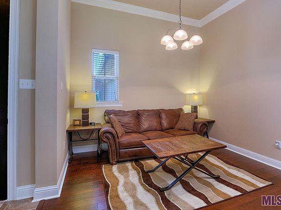 4th image of 4932 Woodstock Way Dr