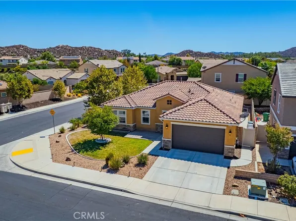 25299 Hitch Rail Ln, Menifee, CA 92584