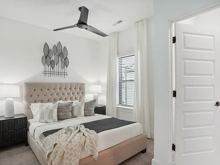 The Collection at North Davidson Townhomes for Rent in NoDa — Photo 94