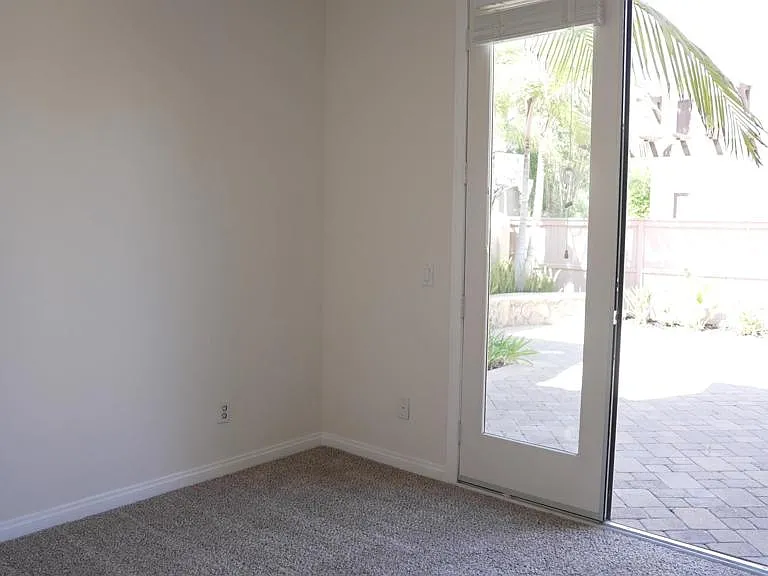 1050 White Alder Ave — Photo 20