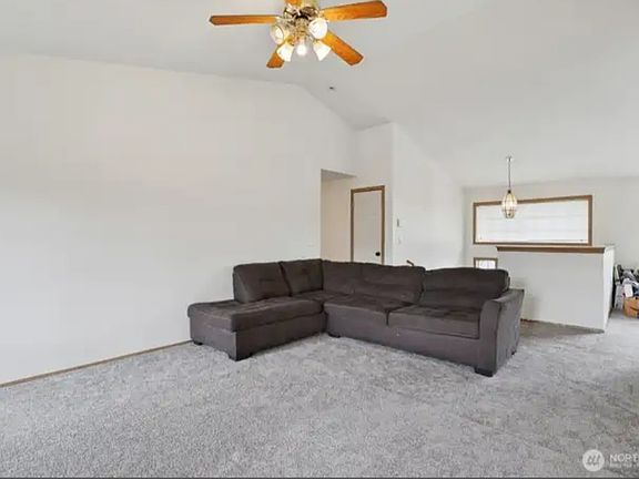 4th image of 20028 85th Avenue Ct E