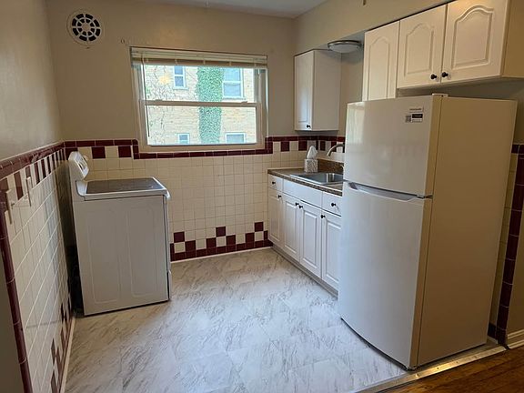 3rd image of 4437 Ridgeview Ave APT 1