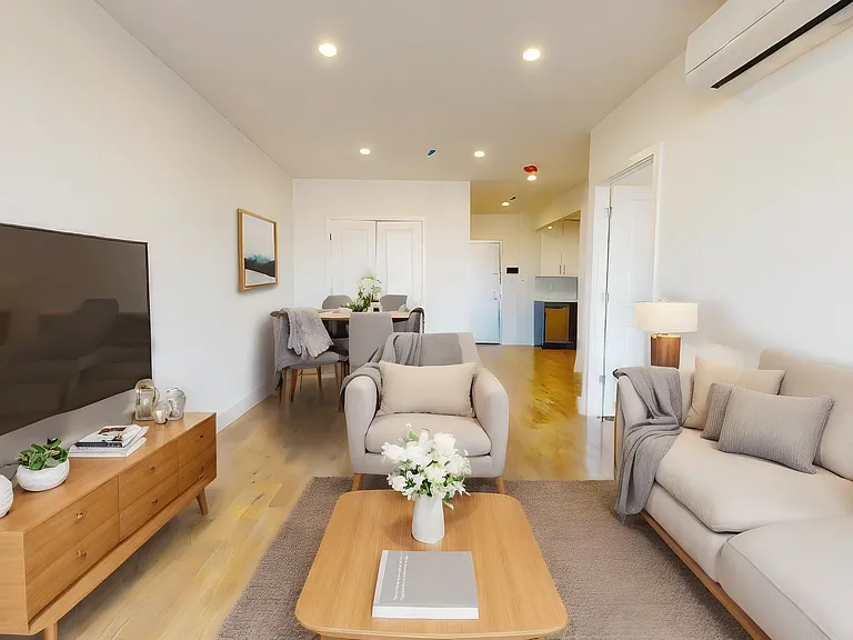 13828 Queens Blvd #2E — Photo 1