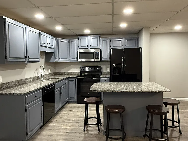 107 Hamilton Ave #107 — Photo 2