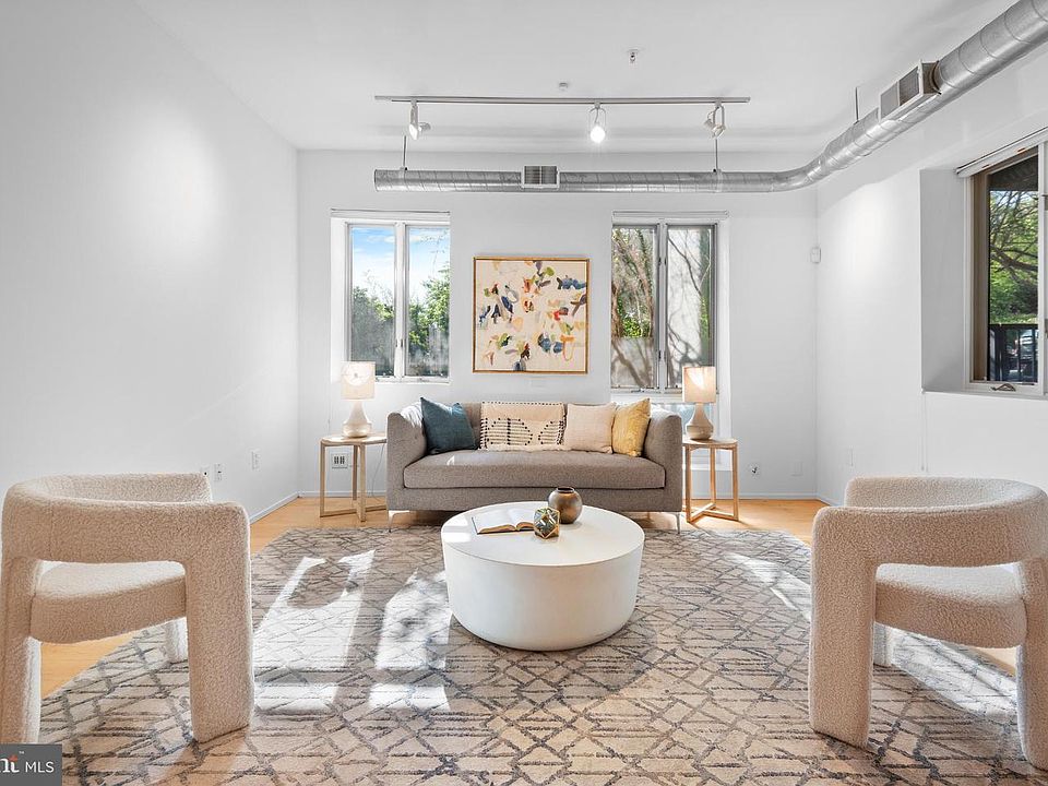 1st image of 2307 15th St NW APT 1