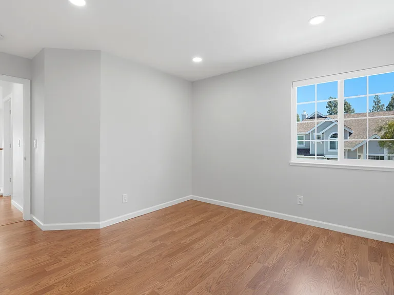 1517 David Ln — Photo 38