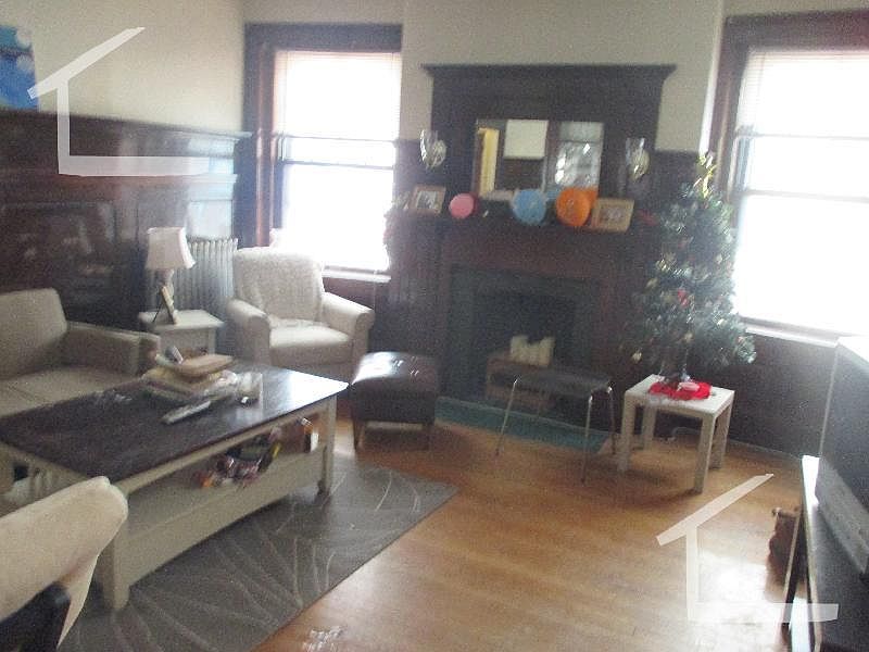 1st image of 1247ZA Beacon St #3ZA