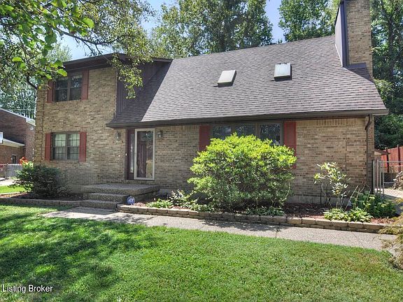 2nd image of 4610 Vinita Way