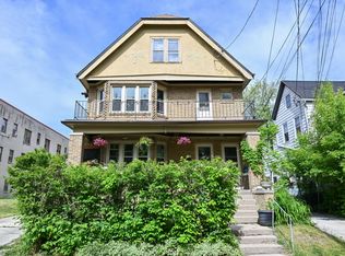 1803 N Arlington Pl #1805, Milwaukee, WI 53202