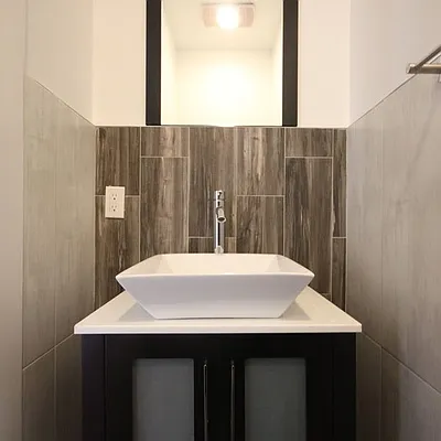 Rented by The Hamilton Group | media 9