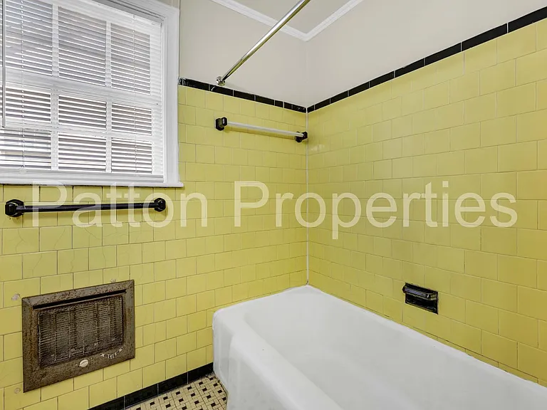 209 S Harden St #209 — Photo 12