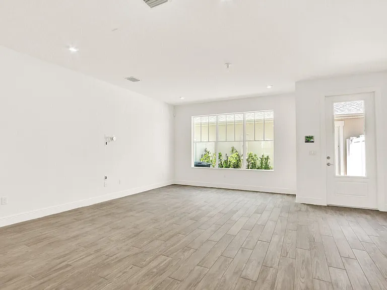 7808 SW Cline St — Photo 13