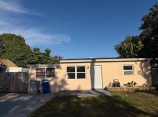 2574 NE 13th Ave, Pompano Beach, FL 33064