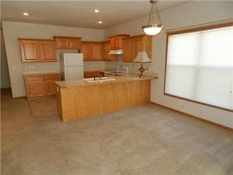 5th image of 1307 N 132nd St