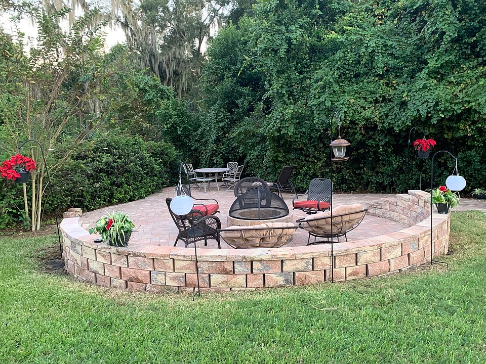 1st image of 6924 Indian Creek Park Dr