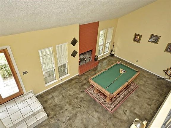 5th image of 7407 Sordello Dr