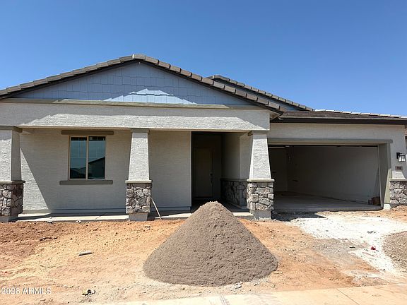 2nd image of 758 W Kingbird Drive