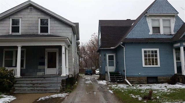 2nd image of 1311 8th St