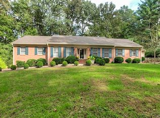 3741 Darby Dr, Midlothian, VA 23113