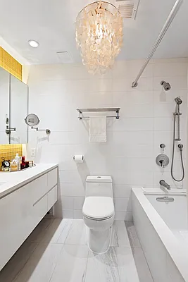 Sold by Classiques Modernes International Realty | media 19