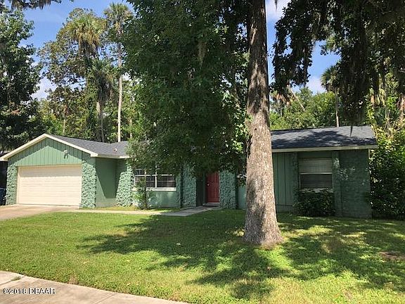 2nd image of 1001 Calle Grande St