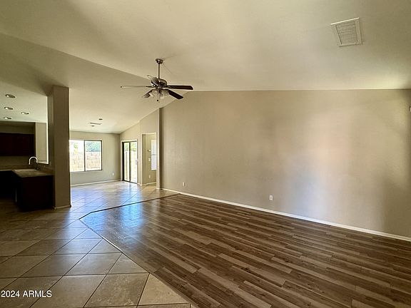 5th image of 44633 W YUCCA Lane
