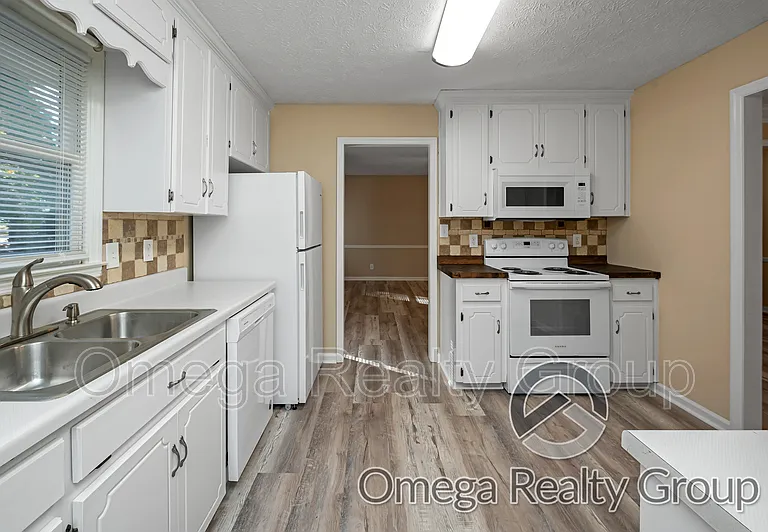 1318 Pointer Dr SW — Photo 17
