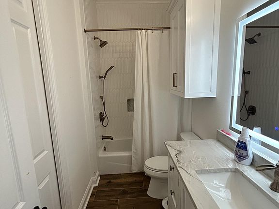 3rd image of 3912 Frostwood Ave