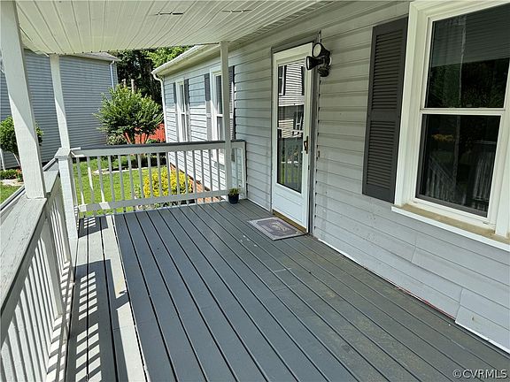 5th image of 10602 Royal Crescent Way