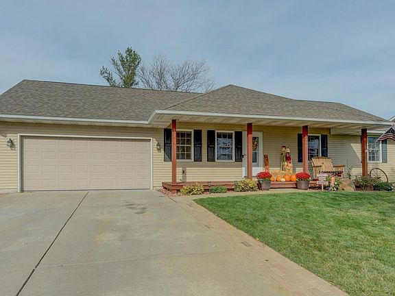 3rd image of 9408 W 143rd Ln
