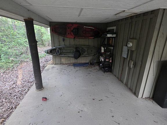 2nd image of 13687 Eastside Rd