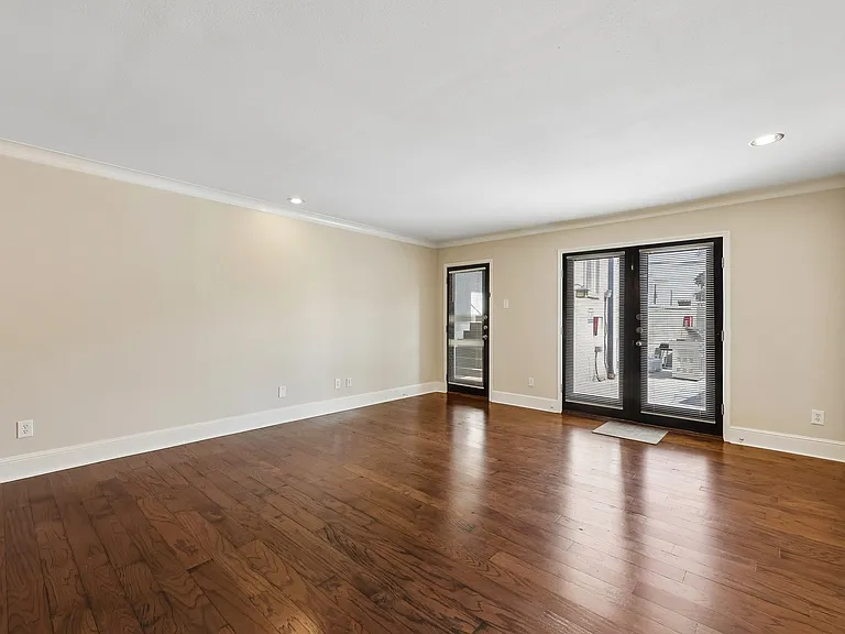 7730 Meadow Rd #106 — Photo 6