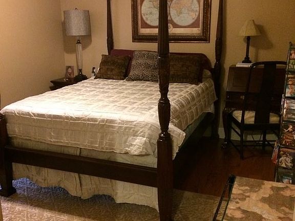 Large guest bedroom 