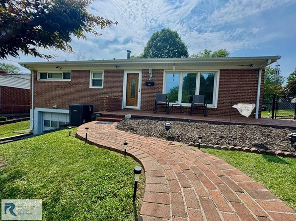 437 Lansbury Dr, Danville, VA 24540