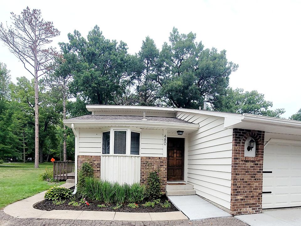 1st image of 480 Harbor Ln N