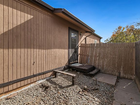 2nd image of 1221 Mac Kay Ct