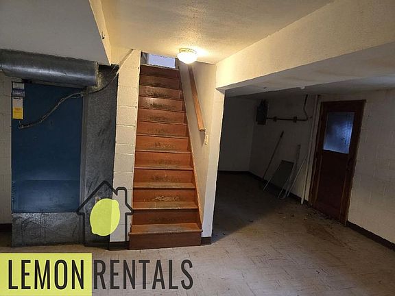 3rd image of 1302 S 16th Ave #2